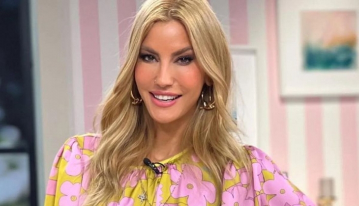 Çağla Şıkel kesenin ağzını açtı! Özel havuzlu ve taş eve verdiği kira dudak uçuklattı