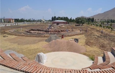 Muş Ahmed-i Hani Parkı açılışa gün sayıyor!