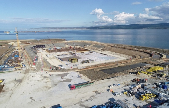 1915 Çanakkale Köprüsü inşaatında denize iniliyor!