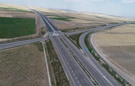 Adil Karaismailoğlu: 2021 de hizmetlerimize devam edeceğiz!