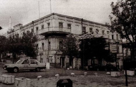 Kars'taki tarihi binalar restore edilecek!