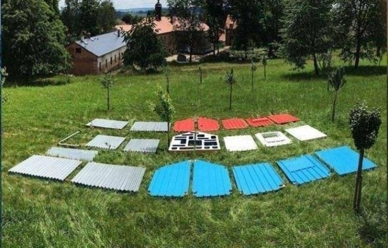 Prag ta 3 saatte ev inşa edildi!