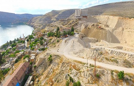 Şanlıurfa Halfeti'nin otopark sorunu çözülüyor!