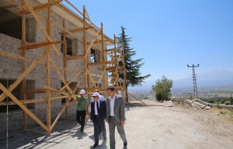 Kayseri Kocasinan'daki tarihi okul gençlik merkezi oluyor!