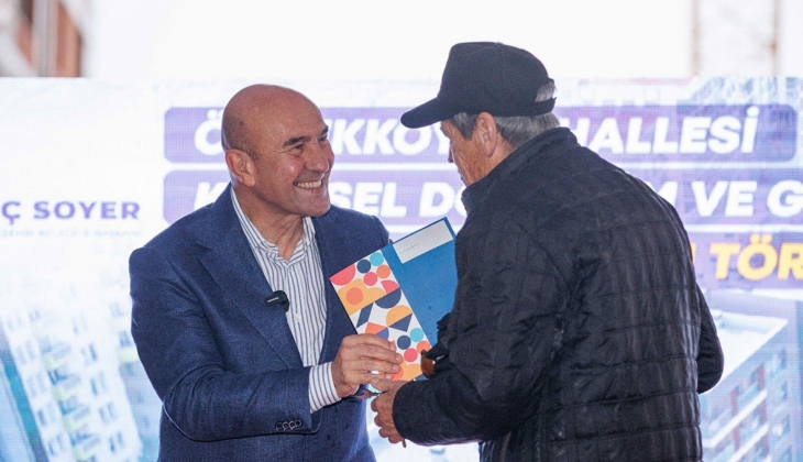 İzmir Örnekköy Kentsel Dönüşüm projesinde tapu sevinci!