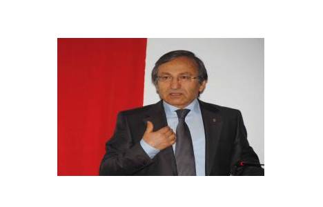 Ekolog Kiziroğlu: Antalya'da yol kenarlarına palmiye değil, portakal dikilmeli!