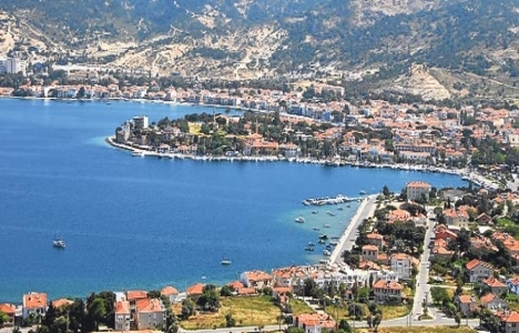 Foça'da park ve yeşil alanlar için uygun alanlar araştırılıyor!