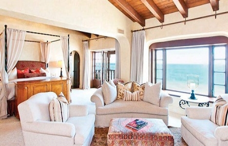 Mariah Carey Malibu daki villasını 10 bin dolara kiralıyor!