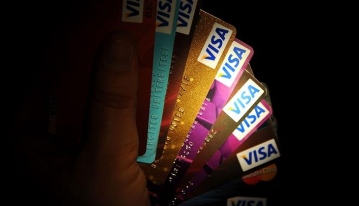 Kredi kartı borcu olanlara son dakika şoku! Taksitlere sınırlama, faizlere yükseliş: Perşembe günü değişiyor! 