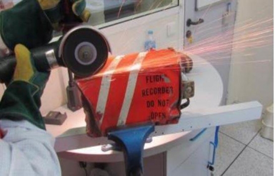 Başaran Holding in İran da düşen jetinin karakutuları böyle çözüldü!