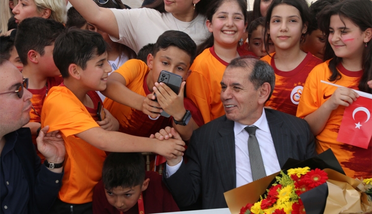 Galatasaray Hatay'da 100 kalıcı konut yaptırıyor!