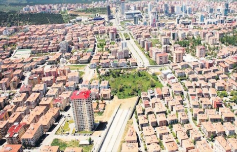 1071 Malazgirt Bulvarı, Öveçler’de bir gecekonduya takıldı!