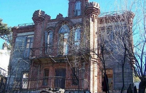 Leon Troçki nin Büyükada daki evi harabeye döndü!