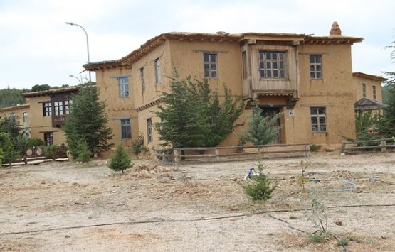 Yönetmen Mehmet Taşdiken Konya da köy kurdu!