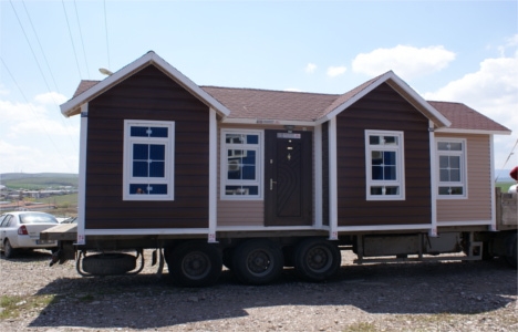 Taşınabilir çelik evler 20 günde üretiliyor!