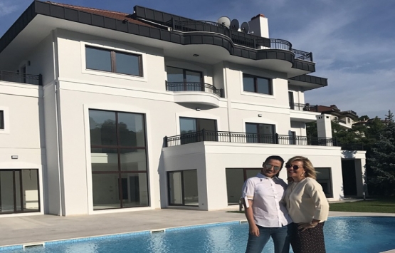 Demet Akalın’ın Beykoz daki villasının değeri 3,5 milyon lira arttı!
