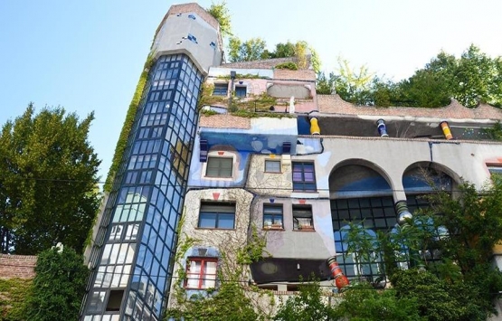 Viyana'da Hundertwasser tarafından yapılan ev aslında apartman!