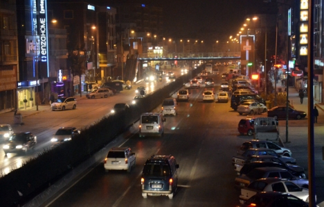 Çiğli Santral Durağı üst geçidi yenilendi!