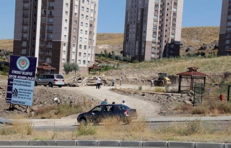 TOKİ Yapracık Konutları'nda spor merkezi inşaatı başladı!