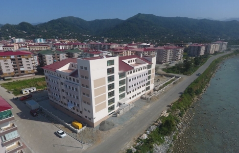 Arhavi Anadolu İmam Hatip Lisesi'nin inşaatı tamamlandı!