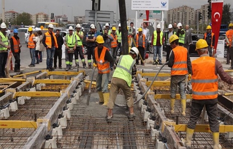 İzmir tramvayında ilk ray heyecanı!