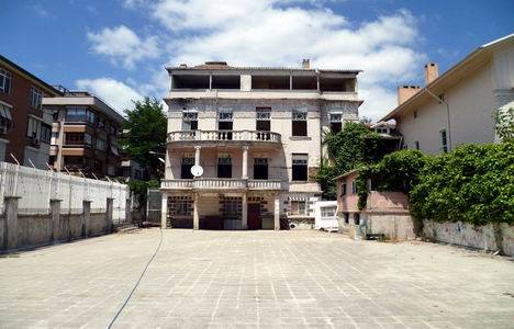 Kadıköy Caferağa daki Bayata Köşkü nün imar planı askıda!