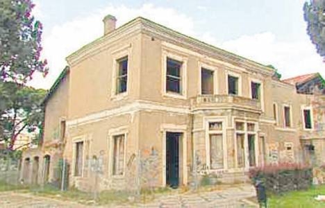 İzmir Peterson Köşkü'nün restorasyonu 2016'da tamamlanacak!