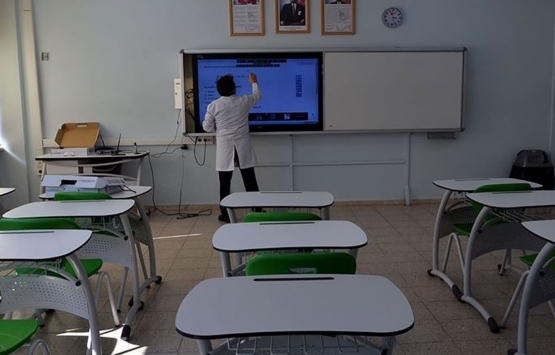 Özel okullar satılıyor!