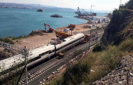 Ankara İstanbul Yüksek Hızlı Treni Piri Reis kaza yaptı!