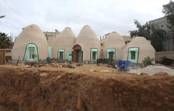 Ürdünlü akademisyenin geleneksel yöntemlerle yaptığı ev büyük ilgi görüyor!