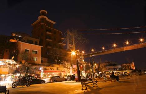 Borusan çevresel sorunlara dikkat çekmek amacıyla ışıklarını kapatıyor! 