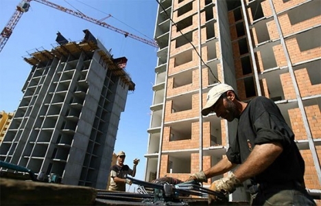 Ekonomi sanayiden uzaklaşıp inşaata yöneldi!