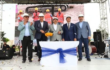 Kayaşehir pazar yerinin temeli törenle atıldı!