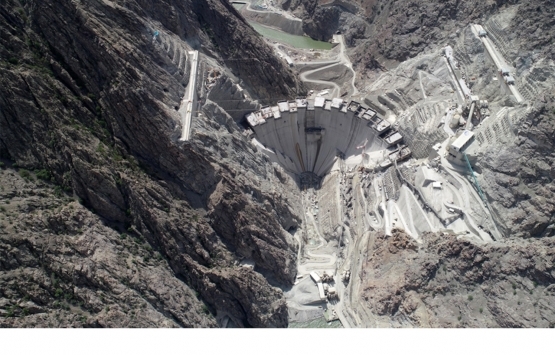 Yusufeli Barajı nın şantiyesinde 4 bin 500 işçiye yaşam alanı hazırlandı!