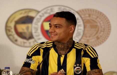 Fenerbahçeli Gregory Van der Wiel, Zorlu Center'a taşındı!