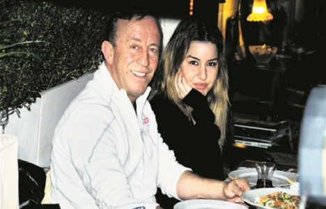 Ali Ağaoğlu Hazal Mesudiyeli ile görüntülendi!