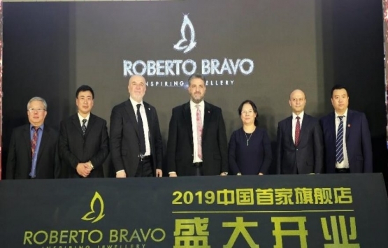 Roberto Bravo Çin’de mağaza açtı!