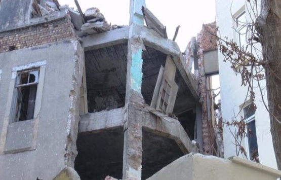 İstanbul sokaklarındaki metruk binalar tehlike saçıyor!