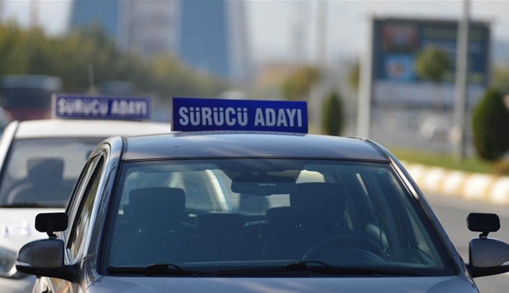 Ehliyet alacaklar şimdi bakın! 2024 te dev zam gelecek: Yeni yılda kaç TL ye ehliyet alınacak? 