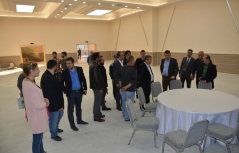 Kuşadası Kapalı Pazar Yeri hizmete girdi!