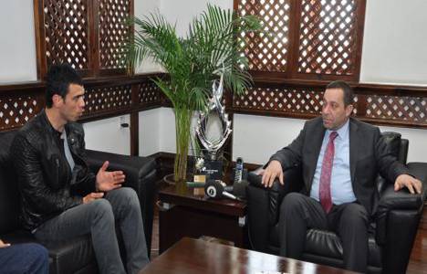 Kenan Sofuoğlu: KKTC'ye pist yapılırsa spor turizmine büyük katkısı olur!