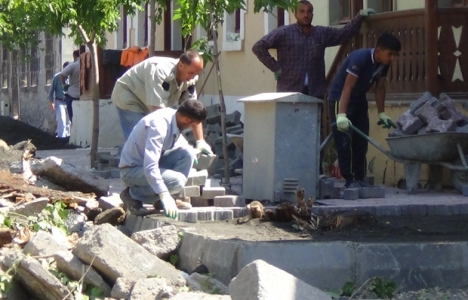 Kars Belediyesi yol çalışmalarına devam ediyor!