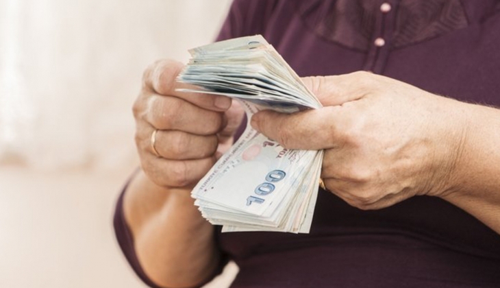 Emekli bayram ikramiyesinden olmayın! Bu hataya dikkat, çok önemli uyarı yapıldı! İkramiyeniz uçabilir