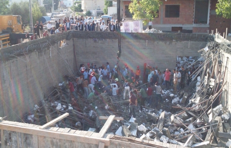 Mersin’de kapalı havuz inşaatında göçük meydana geldi!