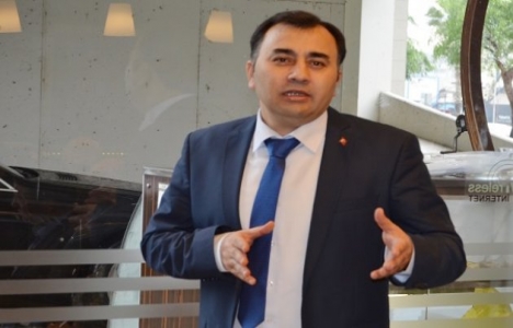 Yakup Gülcan: Bayraklı'nın kent meydanına ihtiyacı var!