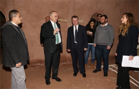 Cengiz Ergün Gülgün Hatun Hamamı’ndaki çalışmaları inceledi!
