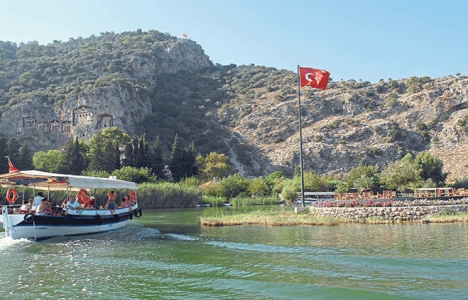 Muğla İztuzu Plajı'nın tesisleri yenilendi!
