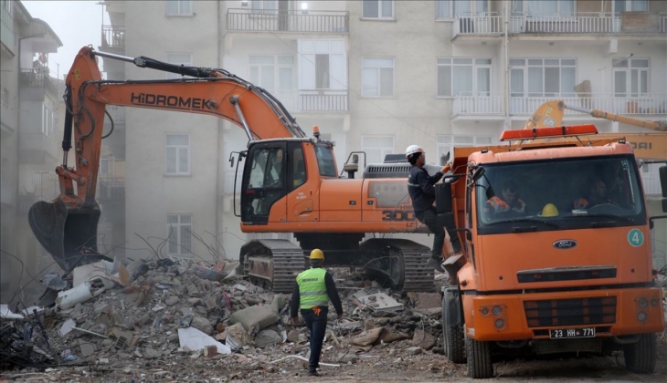 İşte korkunç veriler! Deprem kaç atom bombasına eşit enerji çıkardı, bölge toplamda ne kadar süre sallandı?