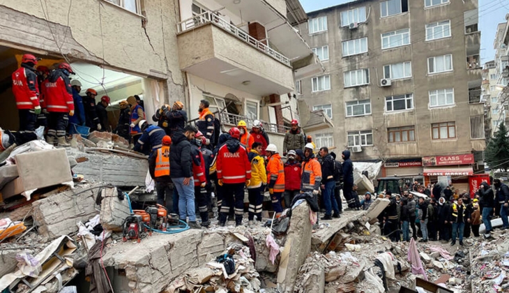 Diyarbakır da yıkılan 3 bina için kolonları kesildi iddiası! Projeler bir bir incelenecek!