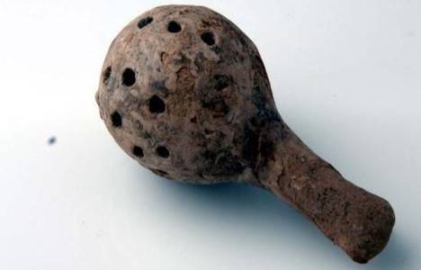 Kayseri kazı çalışmalarında 4 bin yıllık çocuk çıngırağı bulundu! 